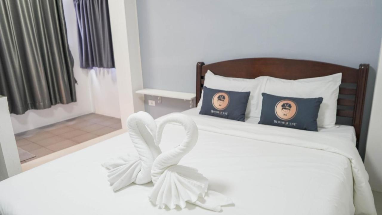 Roomquest Suvarnabhumi Ladkrabang 42 Bangkok Esterno foto